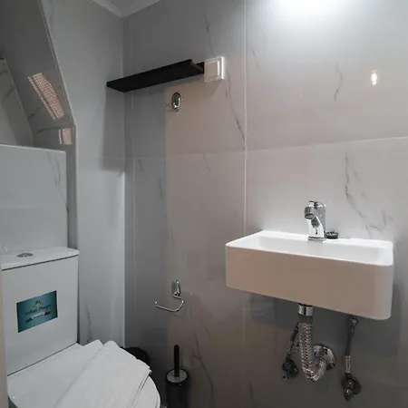Venetian Vicolo By Corfuescapes דירה *